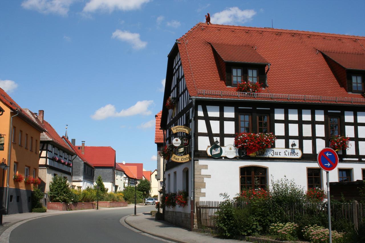 Gasthaus & Hotel Zur Linde Hermsdorf  Exterior photo